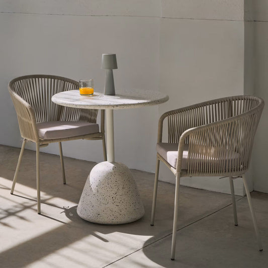 Table à manger d'extérieur ronde Saura (blanche, 70 cm)