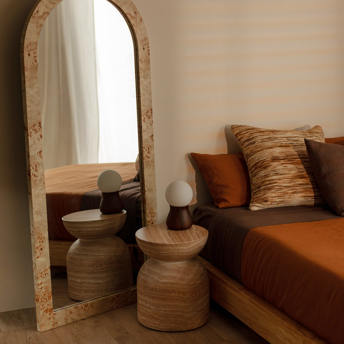 Table d'appoint Santino (finition travertin)