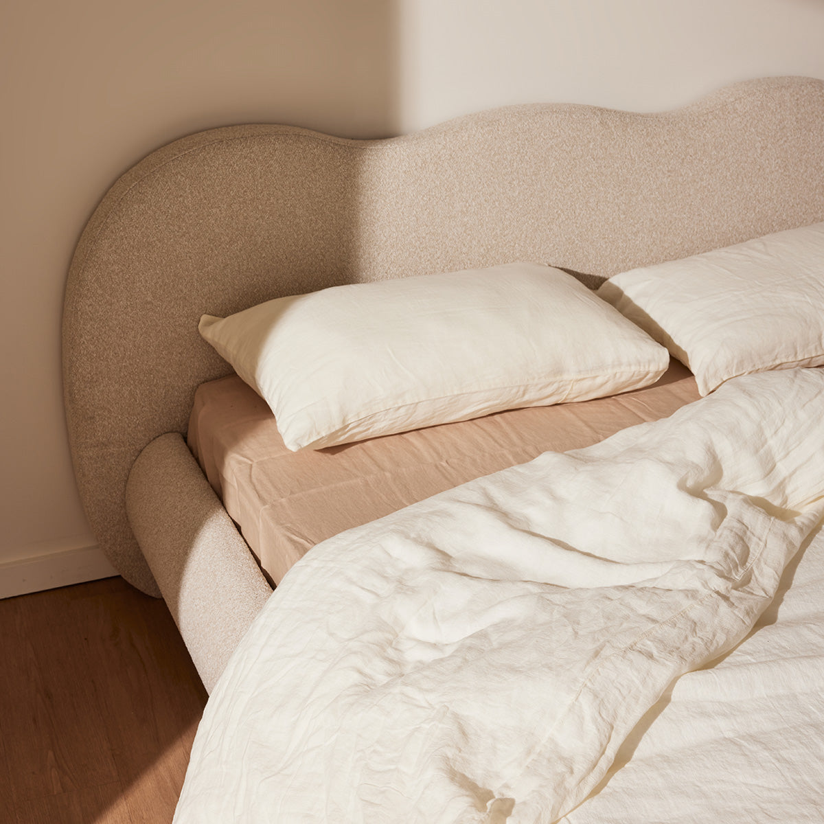 Lit King Size Amalfi Boucle