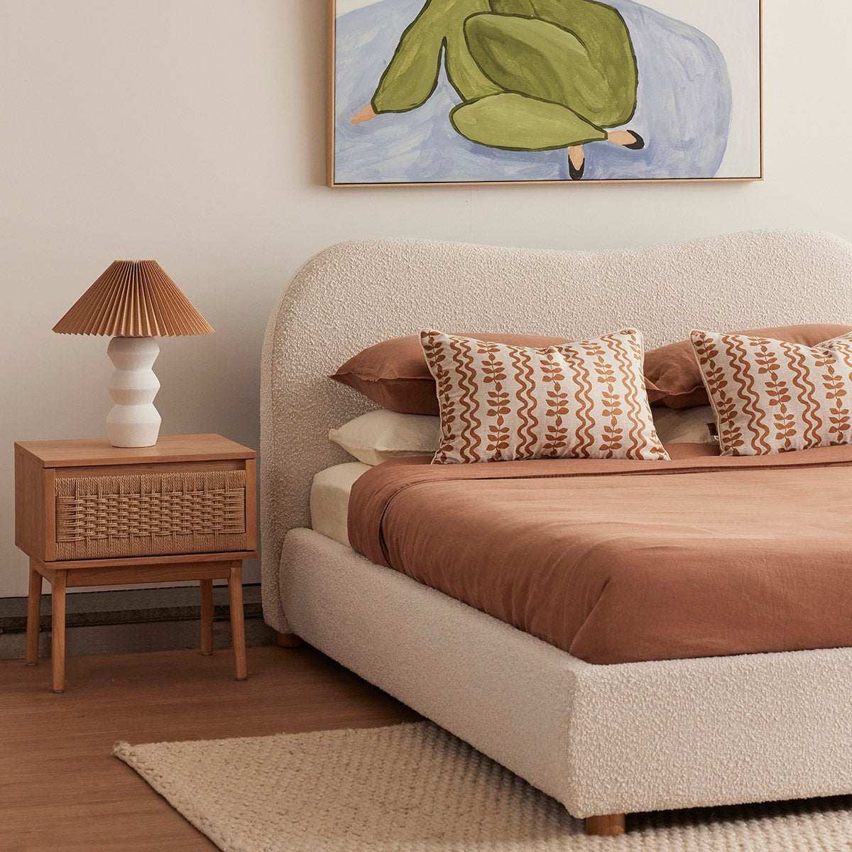 Lit King Size Cloud Boucle