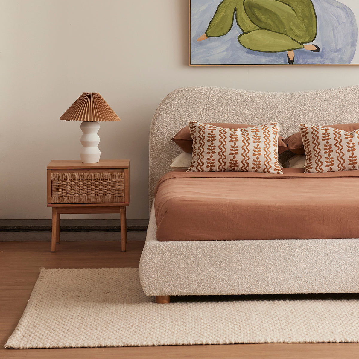 Lit King Size Cloud Boucle