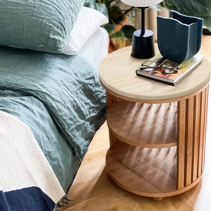 Table de chevet en travertin d'Atlanta