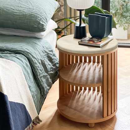 Table de chevet en travertin d'Atlanta