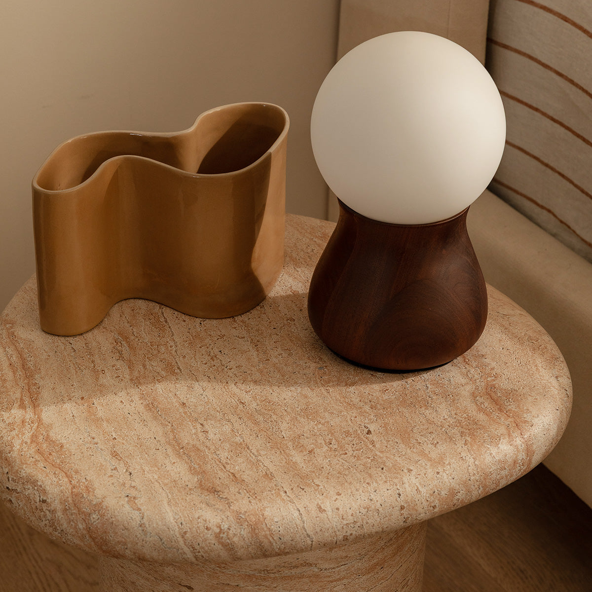 Table d'appoint Azzurra (finition travertin)