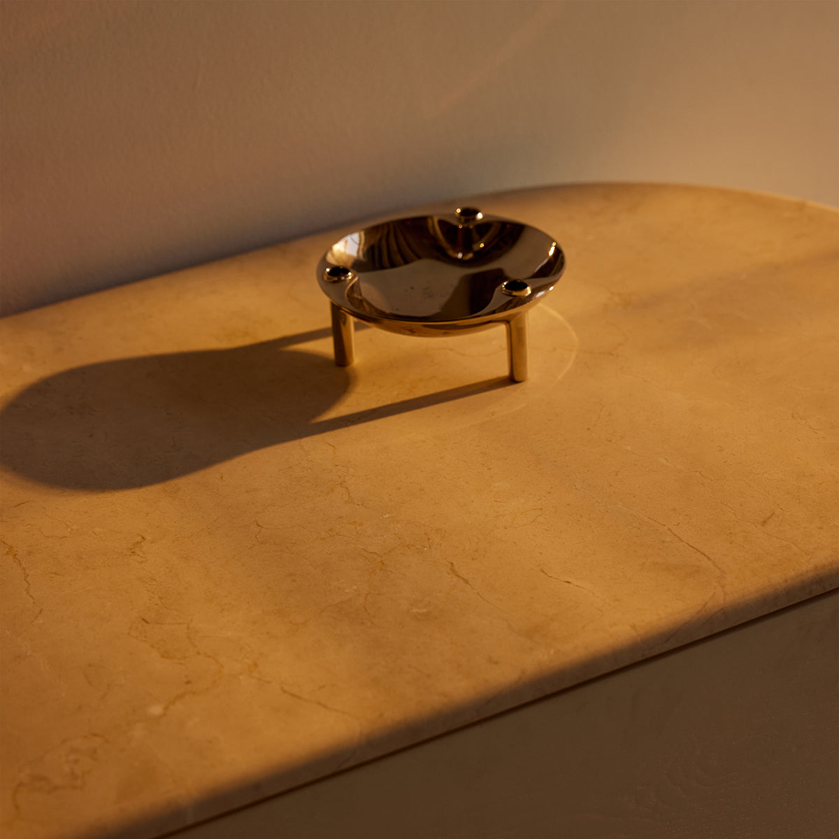 Commode Fin 6 tiroirs (tofu laqué)