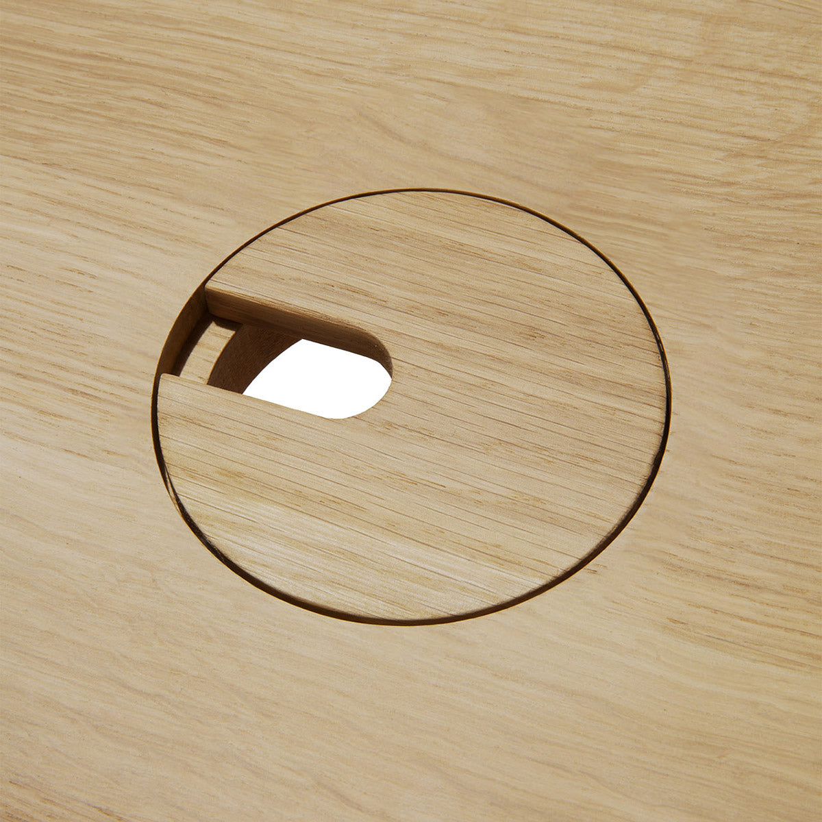 Bureau rectangulaire Bok avec gestion des câbles (chêne, 160 cm)