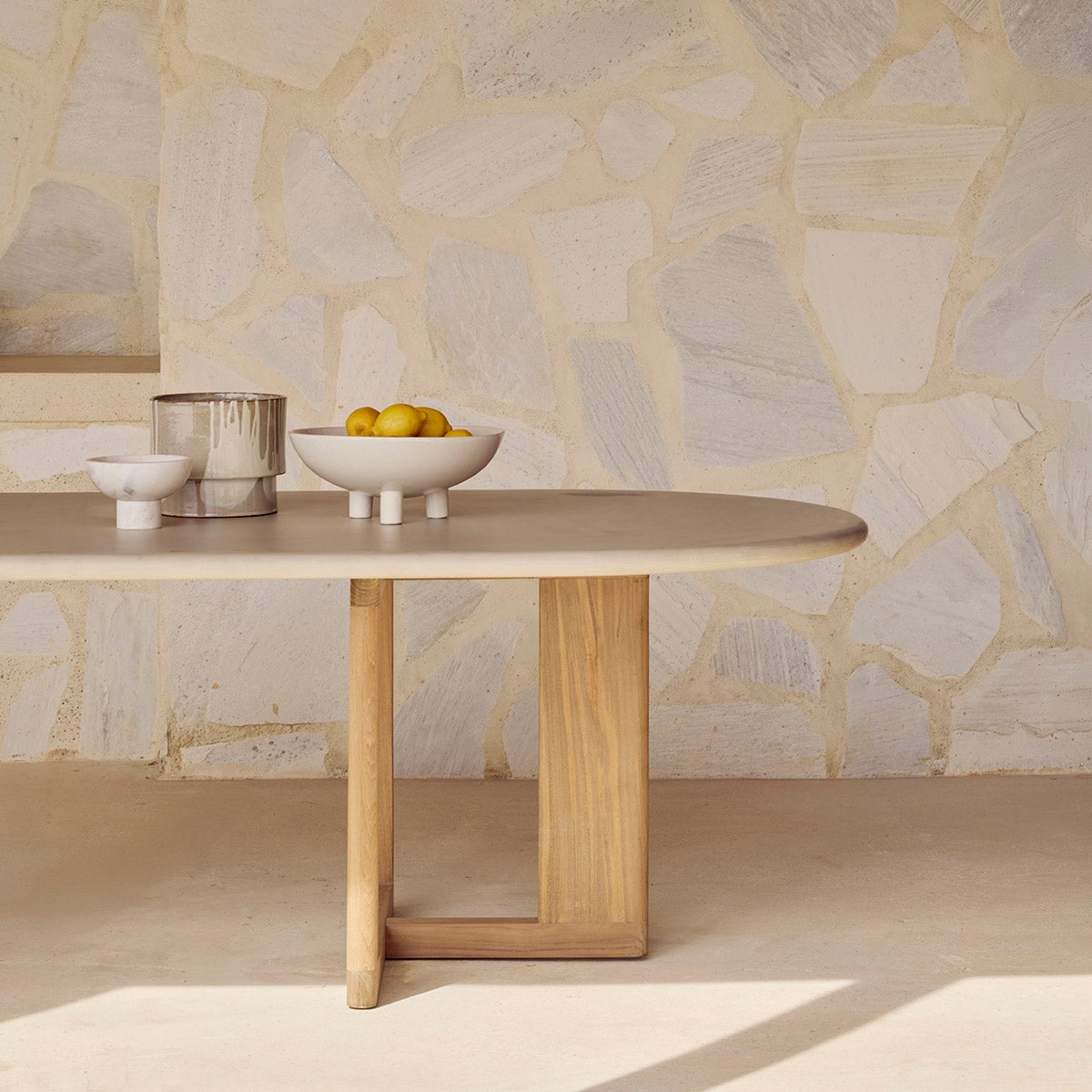 Table à manger d'extérieur en béton à tréteaux (teck, gris clair)