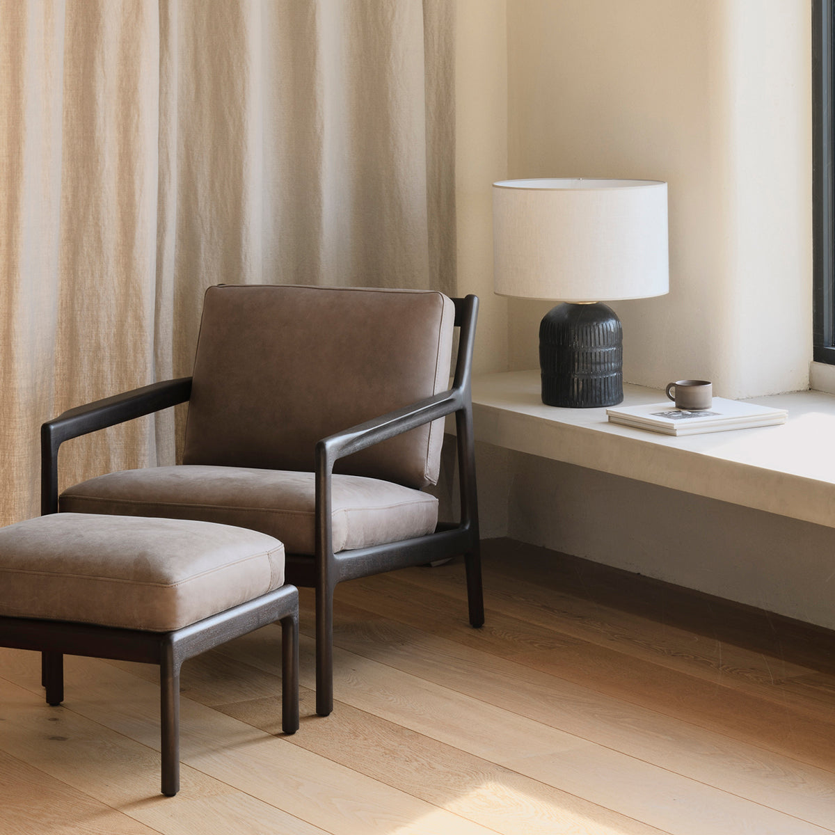 Fauteuil en cuir Jack (acajou marron foncé, nubuck terra)