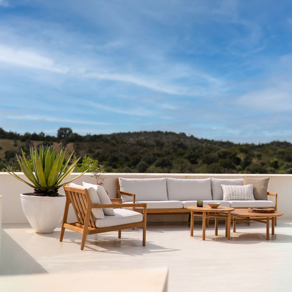 Chaise longue d'extérieur en tissu Jack (teck, blanc cassé)