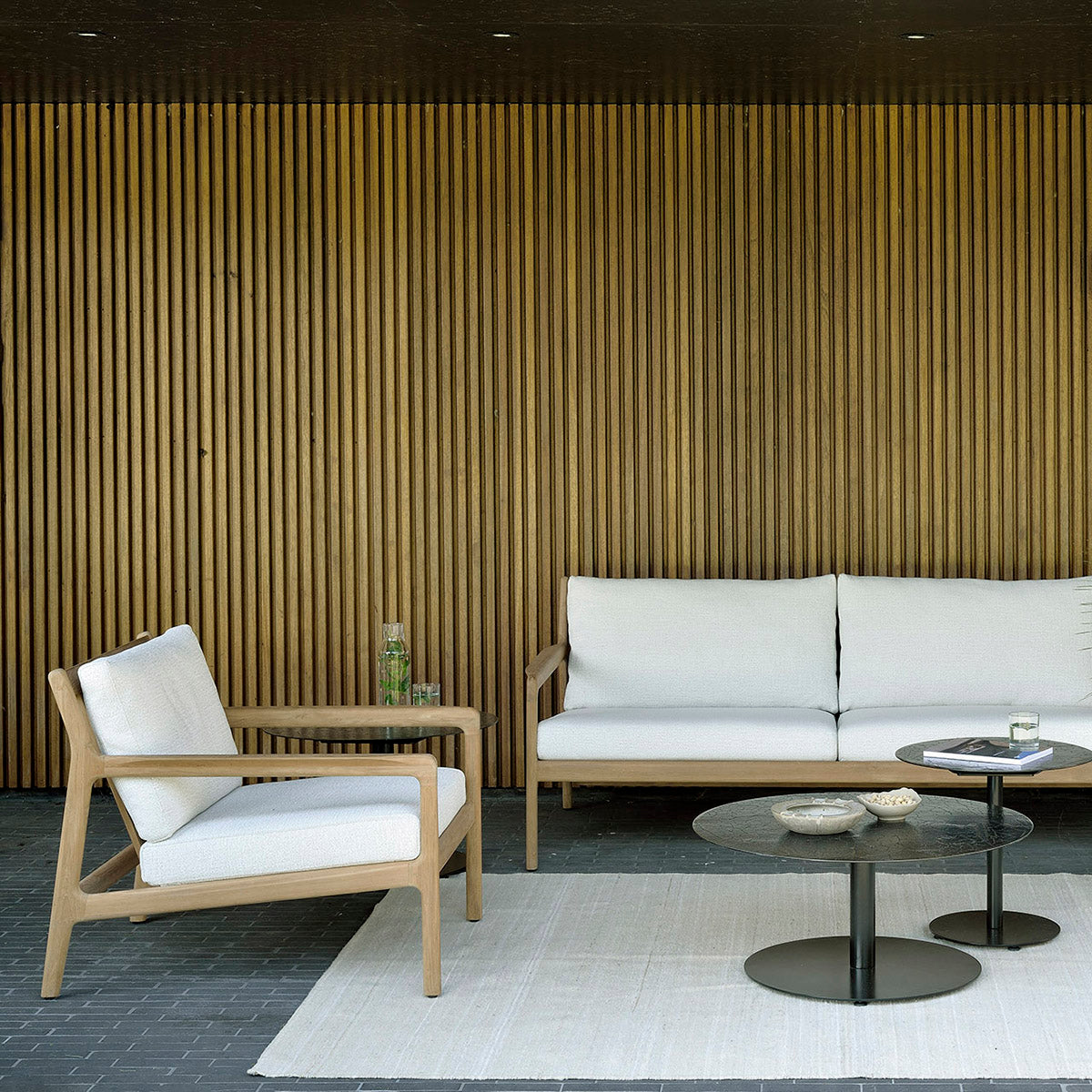 Chaise longue d'extérieur en tissu Jack (teck, blanc cassé)