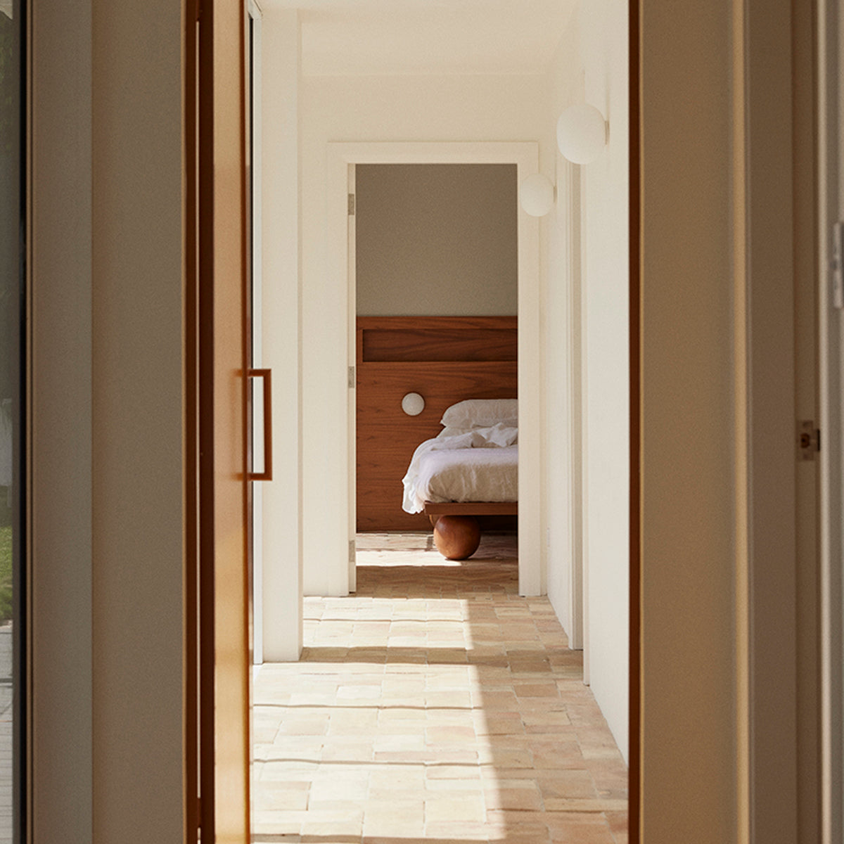 Lit King Size Yoko (noyer naturel)