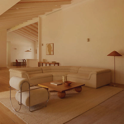 Ellison Studios Swatch - Bronte La Crème