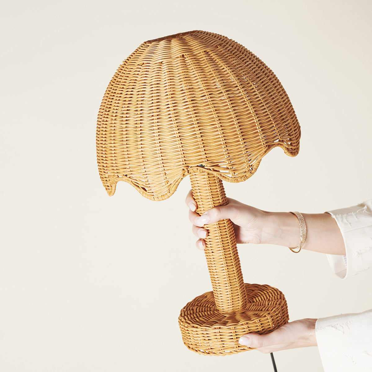 La lampe en rotin Parasol